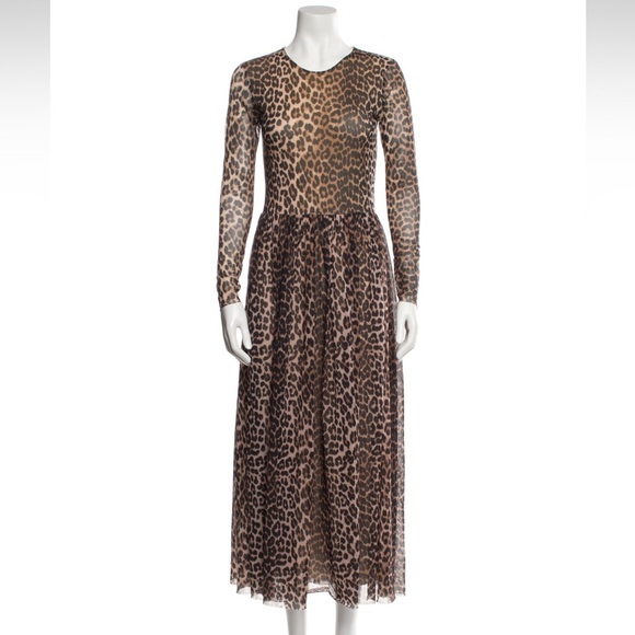 ganni tilden mesh dress leopard Se produkter som liknar Ganni tilden mesh wrap dress,.. p Tradera (736769383)